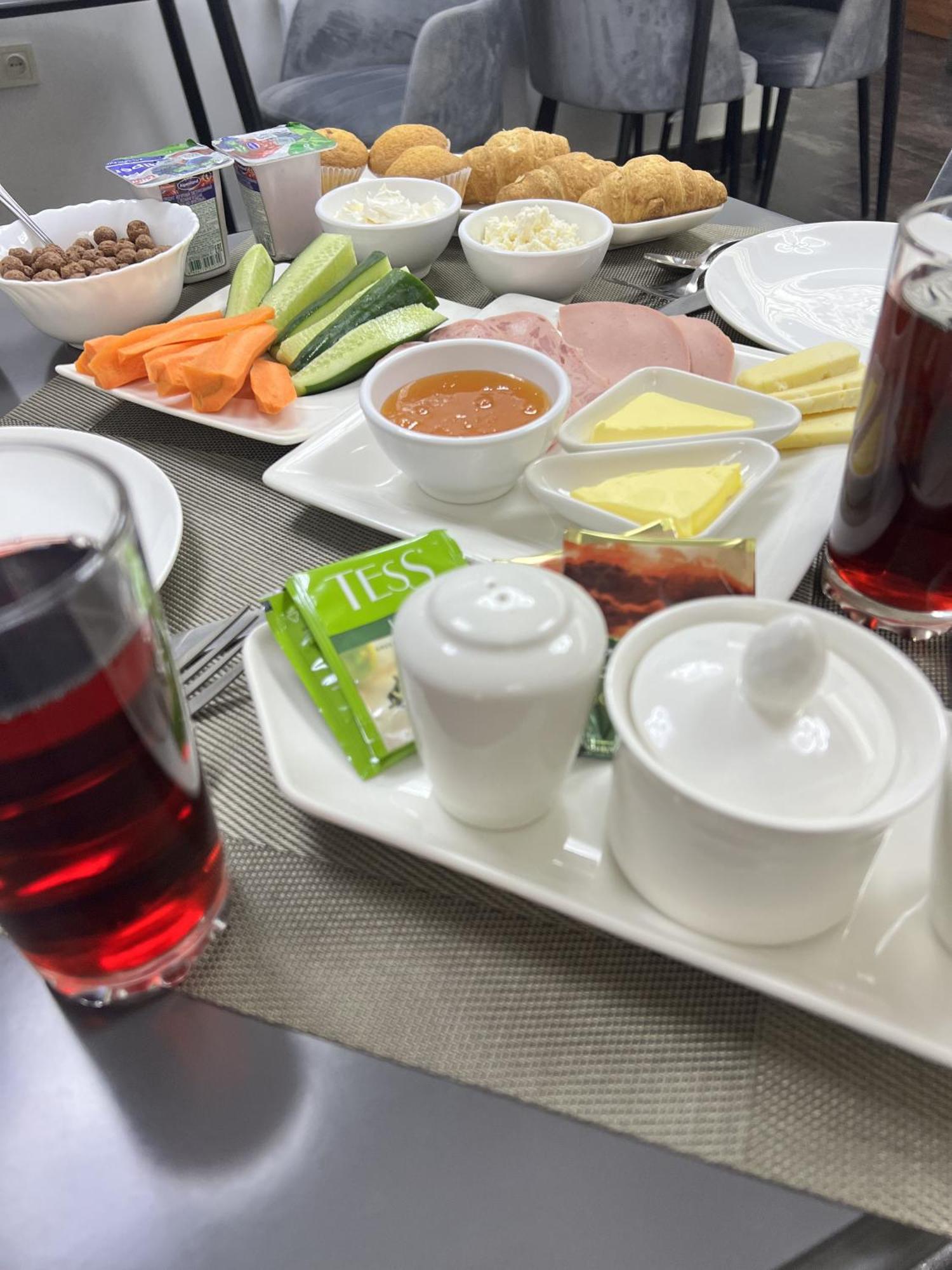 Mashtots Hotel Єреван Екстер'єр фото