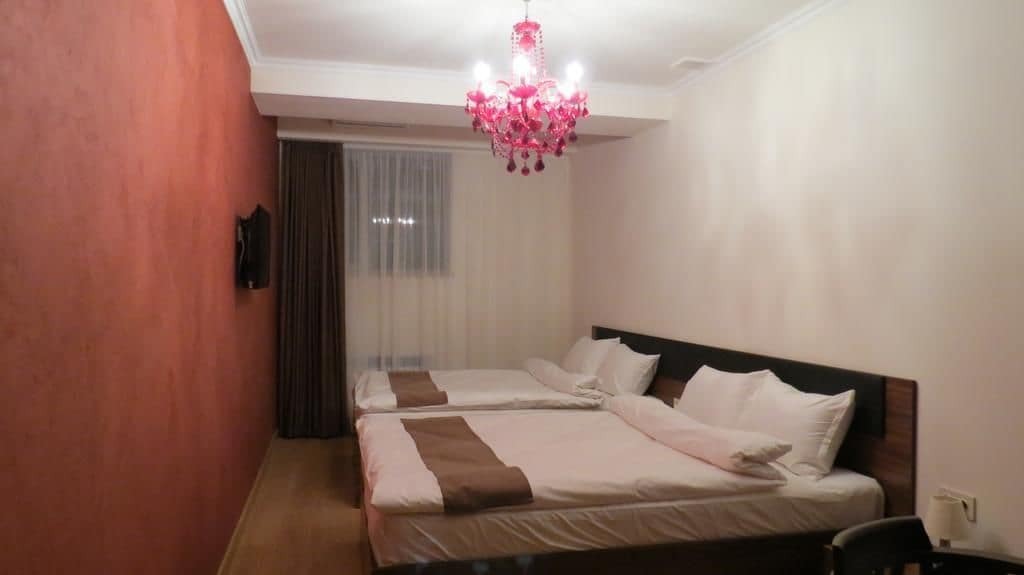 Mashtots Hotel Єреван Екстер'єр фото