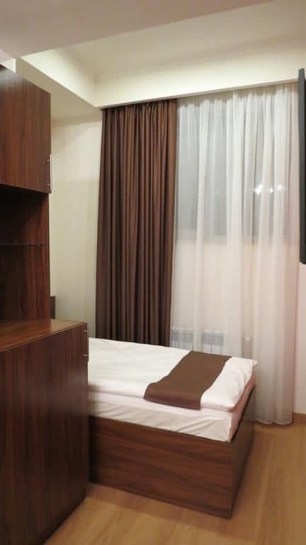 Mashtots Hotel Єреван Екстер'єр фото